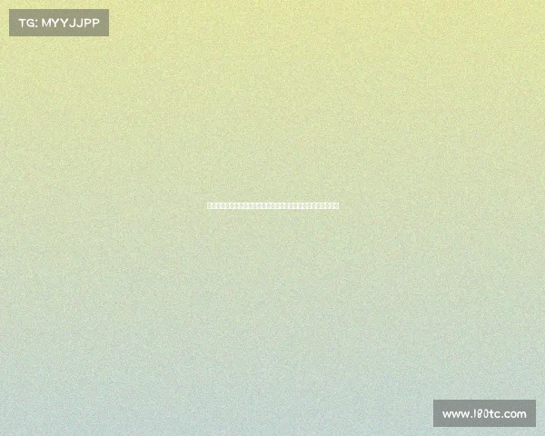 站上球场,心中只有一个信念:永不放弃,拼尽全力,超越自我! 站上球场,心中只有一个信念:永不放弃,拼尽全力,超越自我!